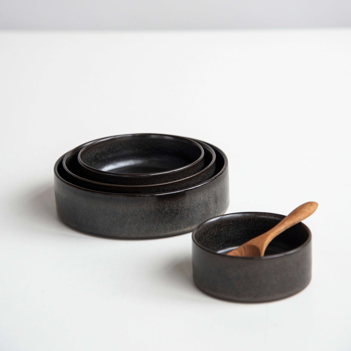 DARK TAPAS SET - set of 4