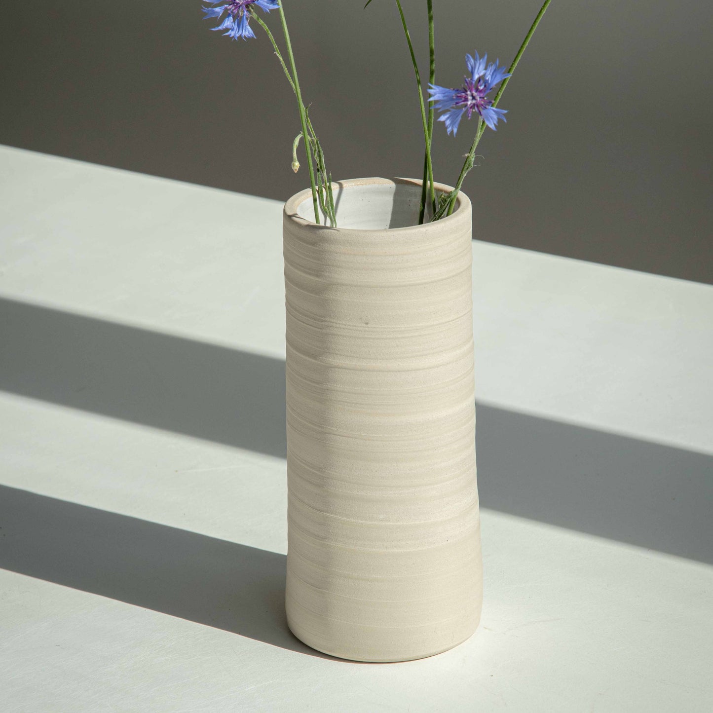 VASE WHITE M