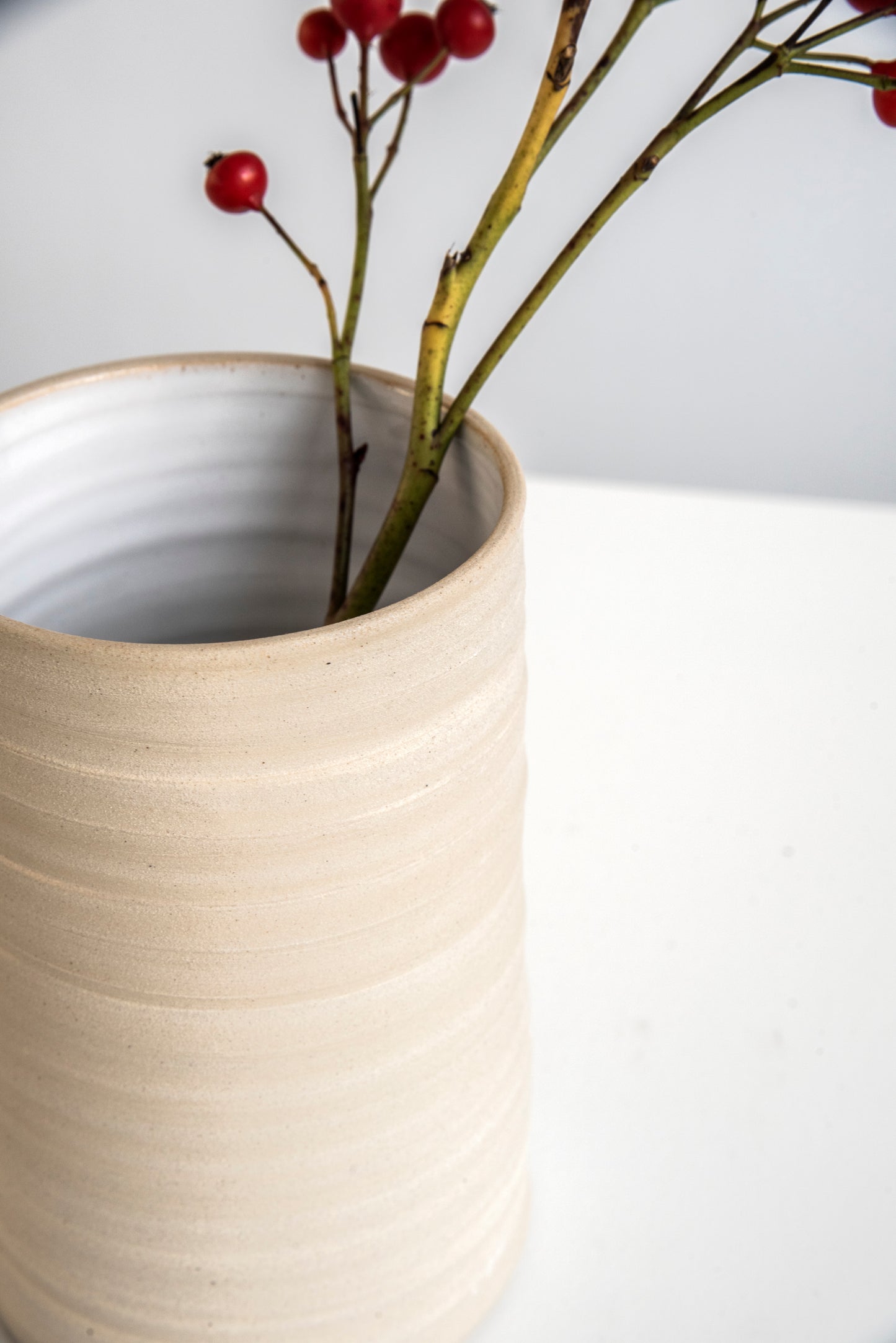 VASE WHITE - set of 2