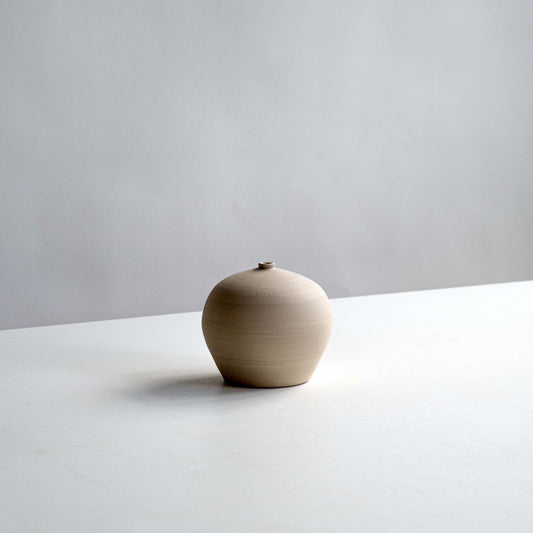 WHITE VASE S