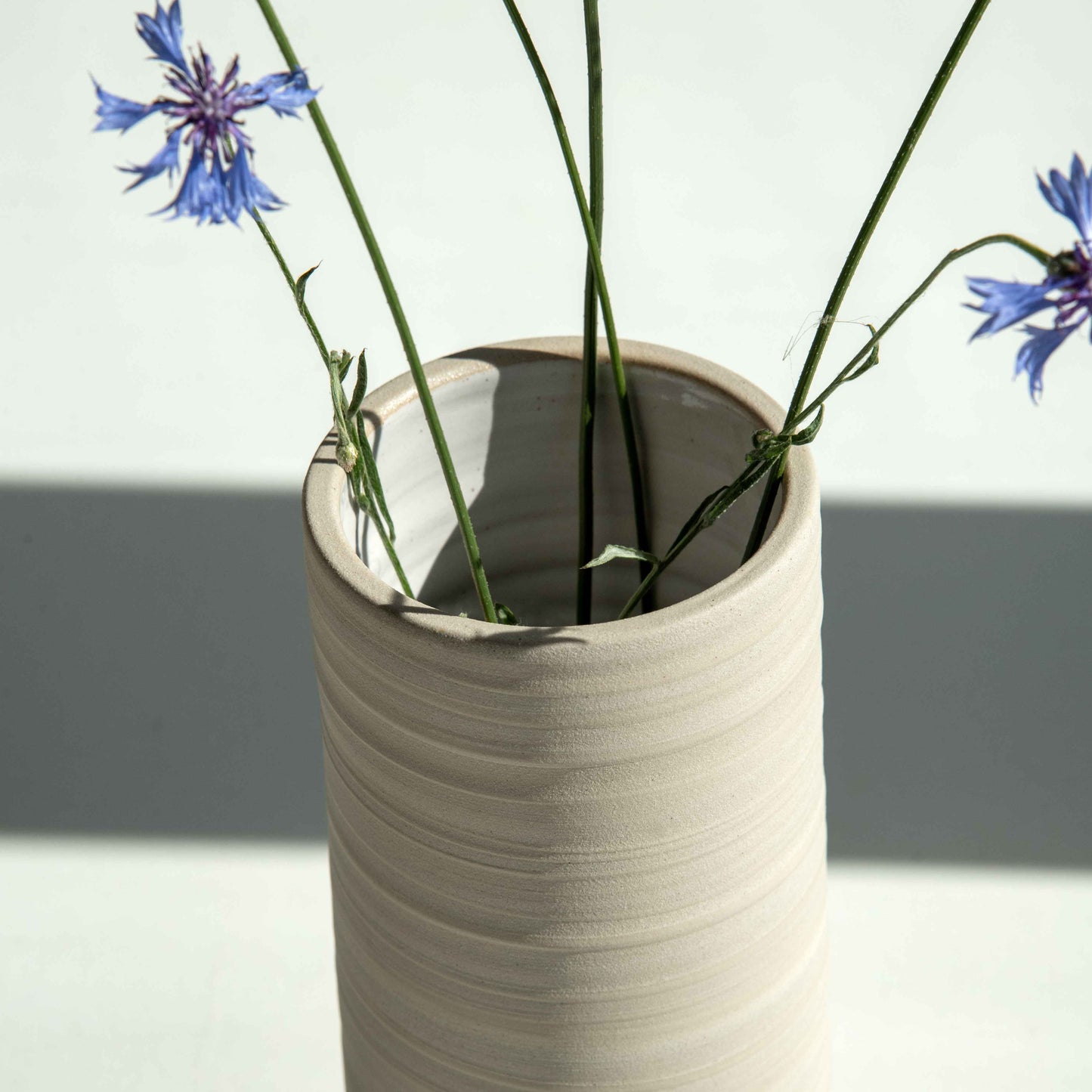 VASE WHITE M