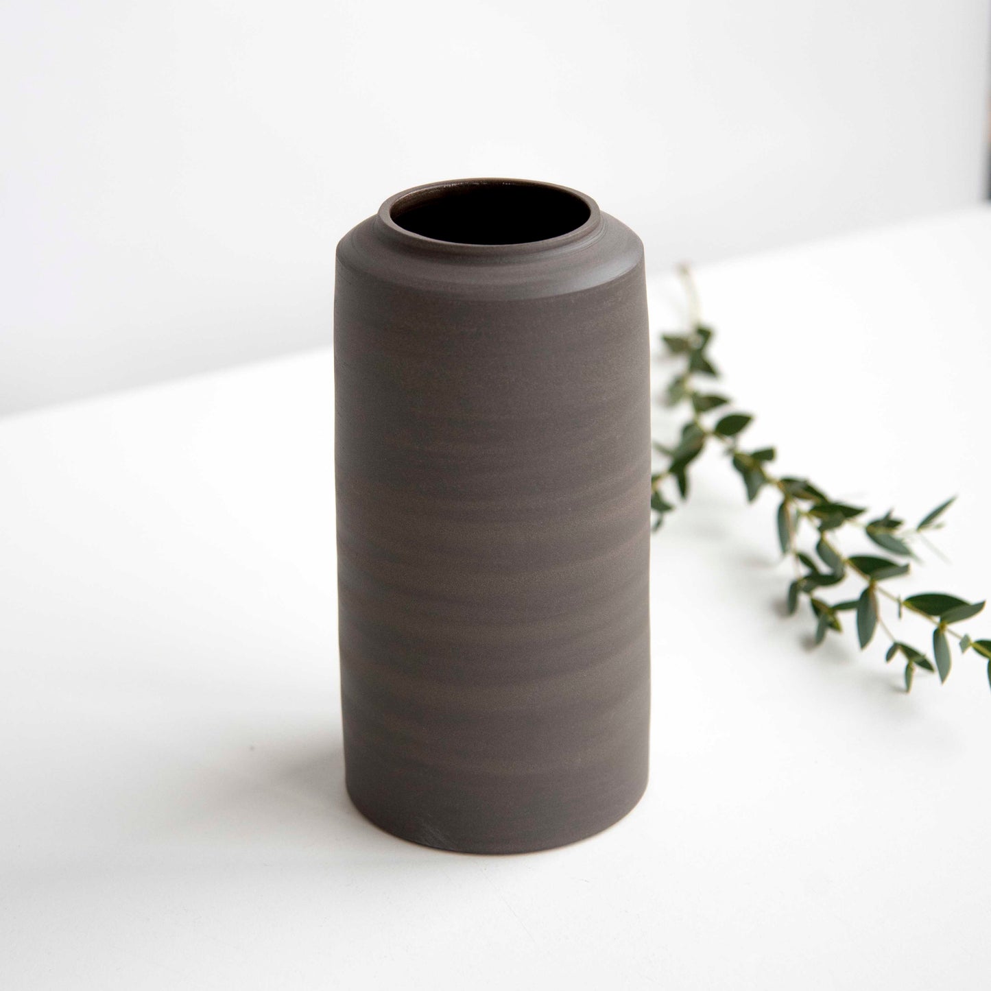 VASE DARK GREY M