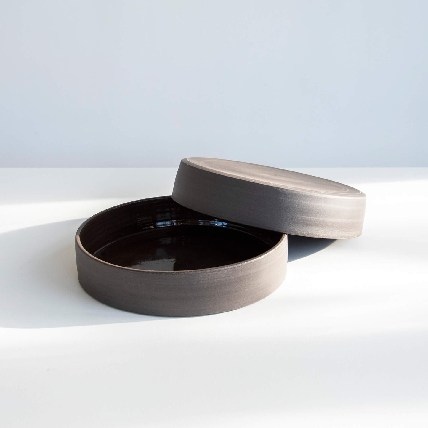 SHARING PLATE DARK GREY