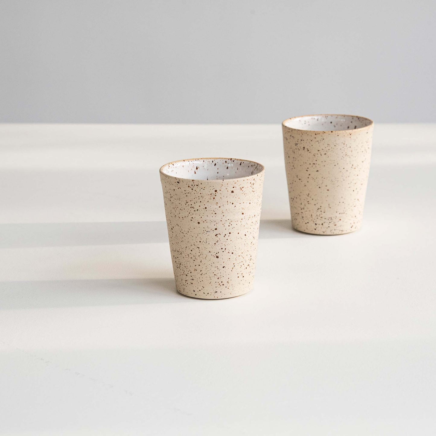 V-CUP SPECKLED WHITE